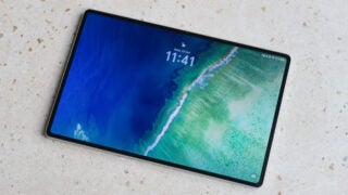 Honor MagicPad 2 review lock screen
